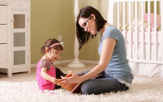 Как найти надежную сиделку для своего ребенка?